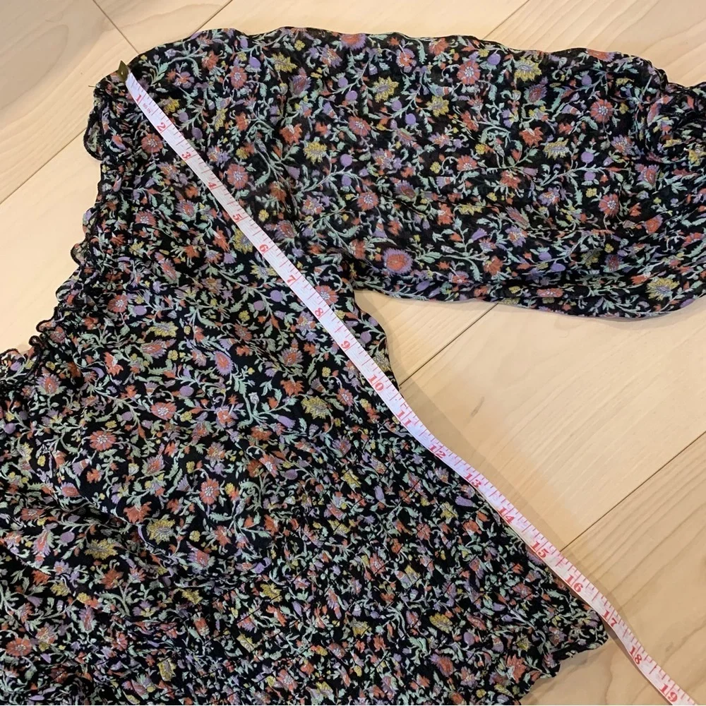 Anthropologie Lucia Smocked Off-Shoulder Floral Peasant Top - Picture 9 of 9